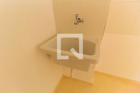 Apartamento à venda com 38m², 2 quartos e sem vaga Apartamento à venda com 38m², 2 quartos e sem vagaCozinha e Área de Serviço