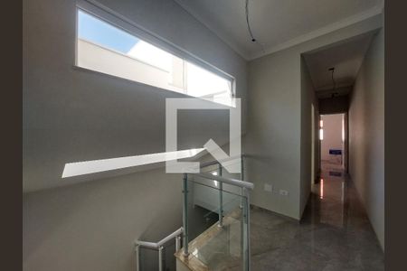 Casa à venda com 110m², 3 quartos e 2 vagasAcesso aos Quartos