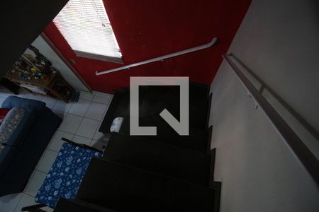 Casa à venda com 250m², 3 quartos e 3 vagasEscada