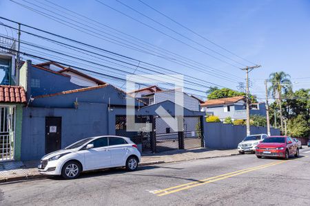 Casa de condomínio à venda com 73m², 2 quartos e 1 vagaFachada