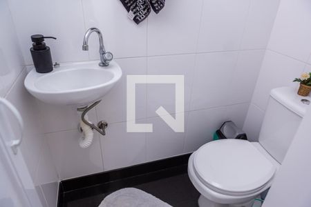 Casa de condomínio à venda com 73m², 2 quartos e 1 vagaLavabo