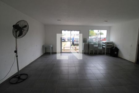 Apartamento à venda com 40m², 2 quartos e sem vagaÁrea comum