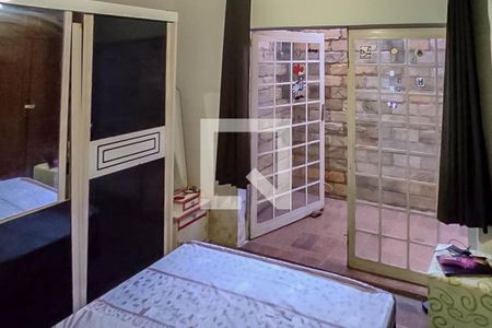 Casa à venda com 231m², 3 quartos e 3 vagas Casa à venda com 231m², 3 quartos e 3 vagasQuarto