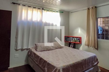 Casa à venda com 231m², 3 quartos e 3 vagas Casa à venda com 231m², 3 quartos e 3 vagasQuarto