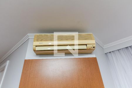 Sala de apartamento à venda com 2 quartos, 51m² em Vila Olímpia, São Paulo
