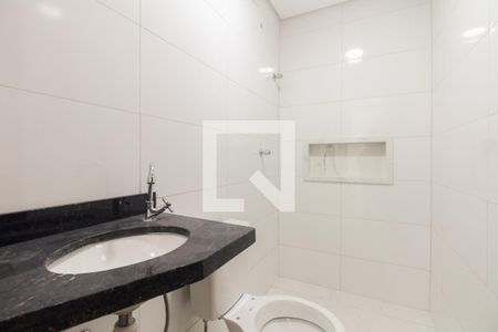 Apartamento para alugar com 30m², 2 quartos e sem vaga Apartamento para alugar com 30m², 2 quartos e sem vagaBanheiro
