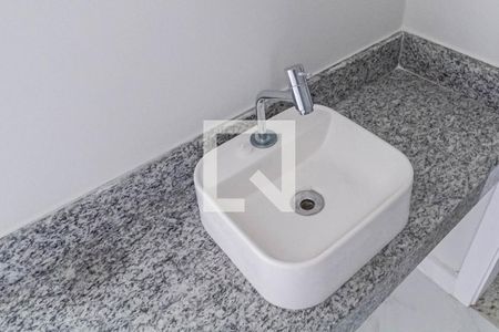 Casa à venda com 160m², 4 quartos e 4 vagas Casa à venda com 160m², 4 quartos e 4 vagasPiso superior Lavabo/Banheiro social 1