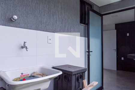 Casa à venda com 160m², 4 quartos e 4 vagas Casa à venda com 160m², 4 quartos e 4 vagasPiso superior Área de serviço