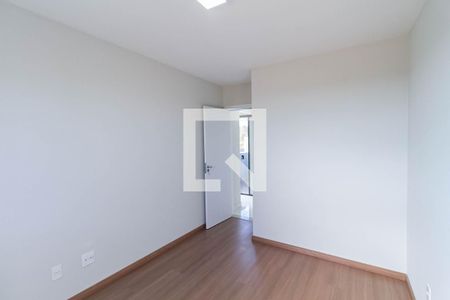 Casa à venda com 160m², 4 quartos e 4 vagas Casa à venda com 160m², 4 quartos e 4 vagasQuarto 2