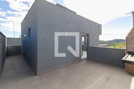 Casa à venda com 160m², 4 quartos e 4 vagas Casa à venda com 160m², 4 quartos e 4 vagasQuintal