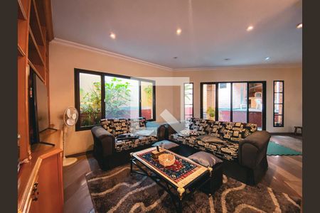 Casa à venda com 380m², 3 quartos e 5 vagasSala