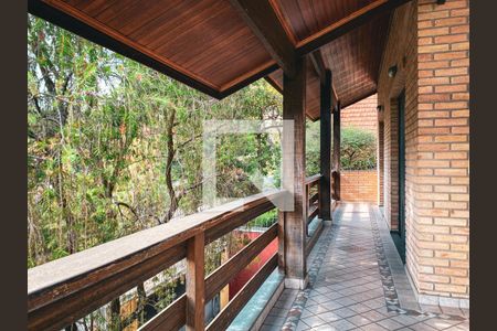 Casa à venda com 380m², 3 quartos e 5 vagasVaranda