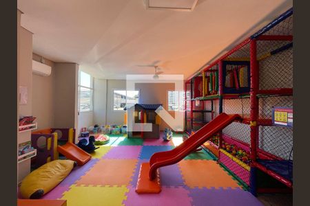 Apartamento à venda com 65m², 2 quartos e 1 vagaÁrea comum