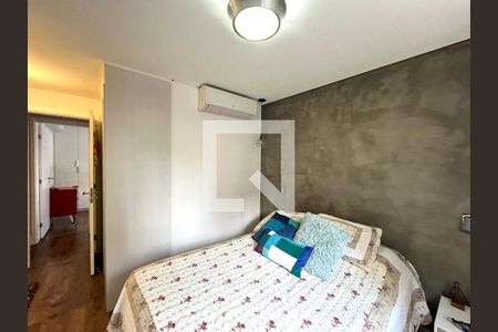 Apartamento à venda com 103m², 3 quartos e 2 vagas Apartamento à venda com 103m², 3 quartos e 2 vagasSuite