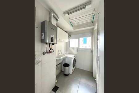 Apartamento à venda com 103m², 3 quartos e 2 vagas Apartamento à venda com 103m², 3 quartos e 2 vagasÁrea de Serviço