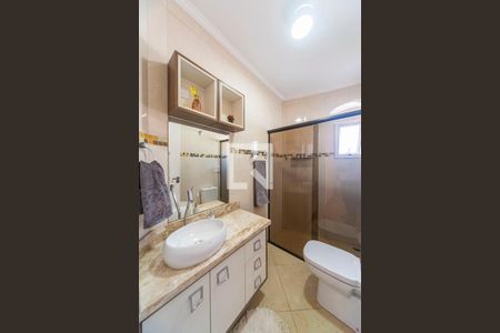 Apartamento à venda com 132m², 2 quartos e 1 vaga Apartamento à venda com 132m², 2 quartos e 1 vagaBanheiro do Quarto 2