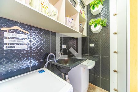 Apartamento à venda com 132m², 2 quartos e 1 vaga Apartamento à venda com 132m², 2 quartos e 1 vagaÁrea de Serviço