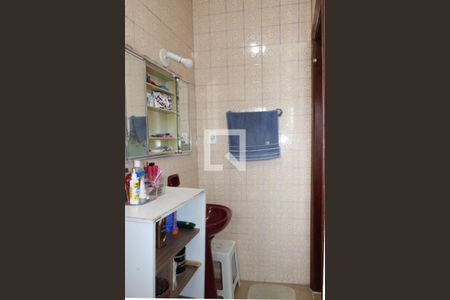 Casa à venda com 245m², 3 quartos e 7 vagas Casa à venda com 245m², 3 quartos e 7 vagasBanheiro da Suíte