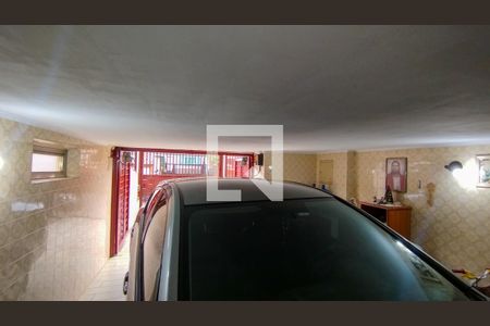 Casa à venda com 245m², 3 quartos e 7 vagas Casa à venda com 245m², 3 quartos e 7 vagasGaragem