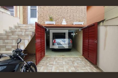 Casa à venda com 245m², 3 quartos e 7 vagas Casa à venda com 245m², 3 quartos e 7 vagasGaragem