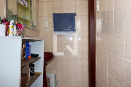 Casa à venda com 245m², 3 quartos e 7 vagas Casa à venda com 245m², 3 quartos e 7 vagasBanheiro da Suíte