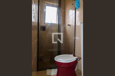 Casa à venda com 245m², 3 quartos e 7 vagas Casa à venda com 245m², 3 quartos e 7 vagasBanheiro da Suíte