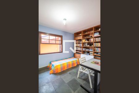 Casa à venda com 332m², 6 quartos e 2 vagas