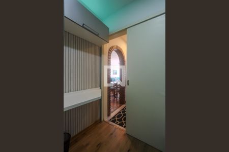 Quarto 1 de apartamento à venda com 2 quartos, 54m² em Bom Jesus, Porto Alegre