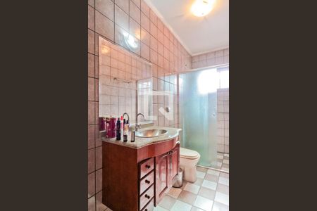 Casa à venda com 212m², 4 quartos e 4 vagasBanheiro da Suíte