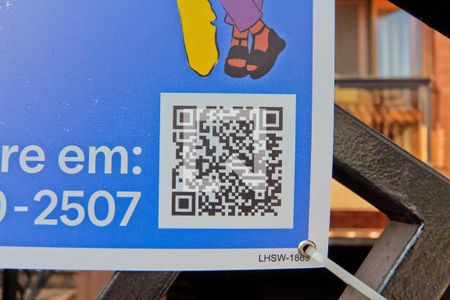 Casa à venda com 212m², 4 quartos e 4 vagasLHSW-1869