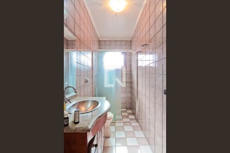 Casa à venda com 212m², 4 quartos e 4 vagasBanheiro da Suíte