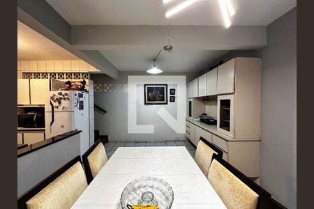 Casa à venda com 120m², 3 quartos e 2 vagasCozinha