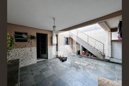 Casa à venda com 120m², 3 quartos e 2 vagasQuintal