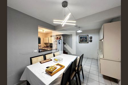 Casa à venda com 120m², 3 quartos e 2 vagasCozinha
