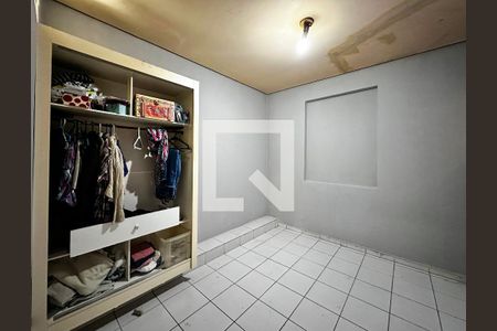 Casa à venda com 120m², 3 quartos e 2 vagasQuarto 2
