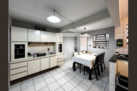 Casa à venda com 120m², 3 quartos e 2 vagasCozinha