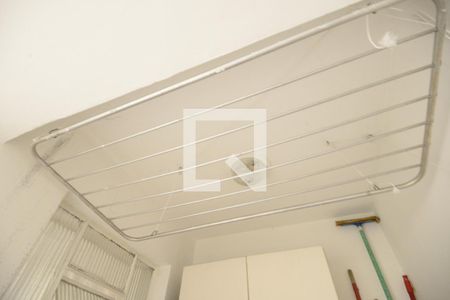 Casa à venda com 80m², 2 quartos e sem vagaÁrea de Serviço