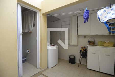 Casa à venda com 80m², 2 quartos e sem vagaÁrea de Serviço