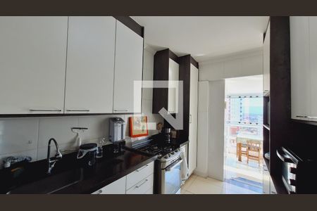 Apartamento para alugar com 163m², 3 quartos e 2 vagas Apartamento para alugar com 163m², 3 quartos e 2 vagasCozinha