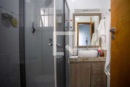 Casa à venda com 100m², 3 quartos e 2 vagasBanheiro da Suíte