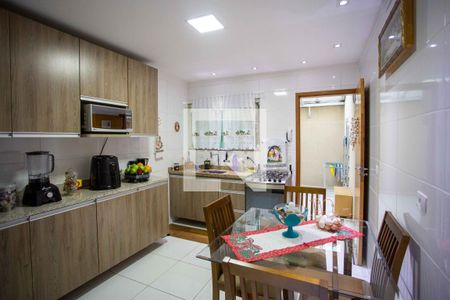 Casa à venda com 100m², 3 quartos e 2 vagasCozinha