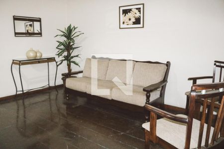 Apartamento para alugar com 62m², 2 quartos e 1 vaga Apartamento para alugar com 62m², 2 quartos e 1 vagaHall de entrada