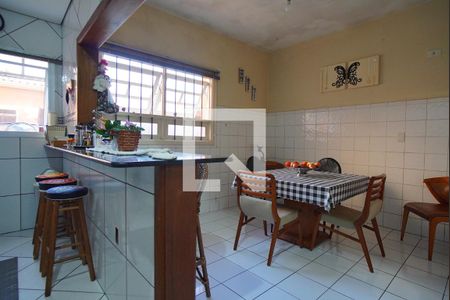 Casa à venda com 329m², 5 quartos e 4 vagasCozinha