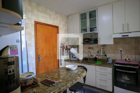 Apartamento à venda com 110m², 3 quartos e 1 vaga Apartamento à venda com 110m², 3 quartos e 1 vagaCozinha