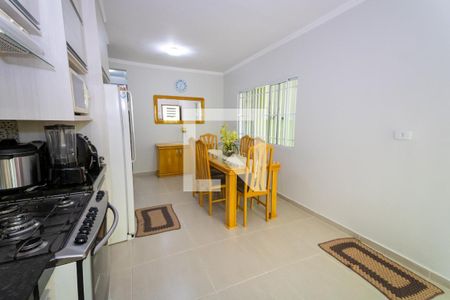 Casa à venda com 200m², 3 quartos e 2 vagas Casa à venda com 200m², 3 quartos e 2 vagasCozinha