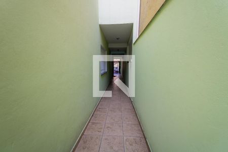 Casa à venda com 200m², 3 quartos e 2 vagas Casa à venda com 200m², 3 quartos e 2 vagasCorredor