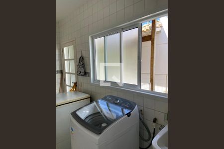 Casa à venda com 274m², 3 quartos e 2 vagas