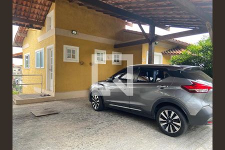 Casa à venda com 274m², 3 quartos e 2 vagas