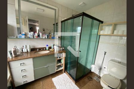 Casa à venda com 274m², 3 quartos e 2 vagas