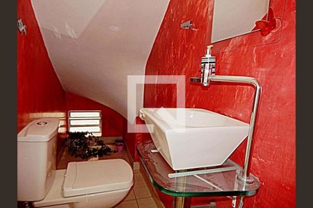 Casa à venda com 227m², 3 quartos e 2 vagas